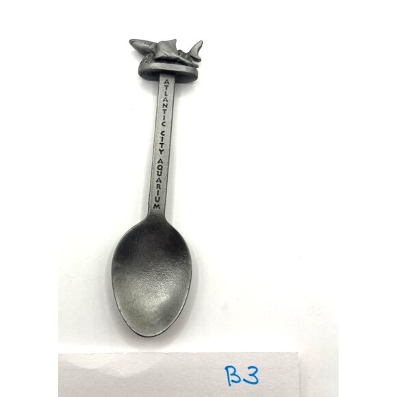 Atlantic City Aquarium Vintage Pewter Souvenir Spoon With Shark Design B3 - Picture 4 of 4